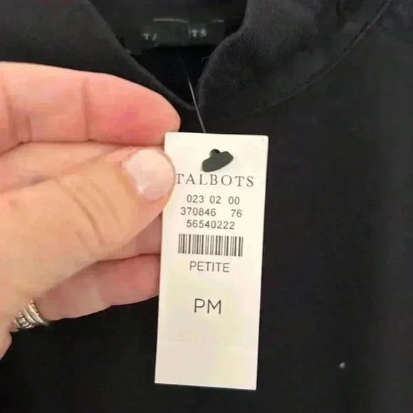 BNWT  Talbots Mock Crew Top in Black with 3 Diamond Style Buttons on Shoulder - Picture 5 of 10